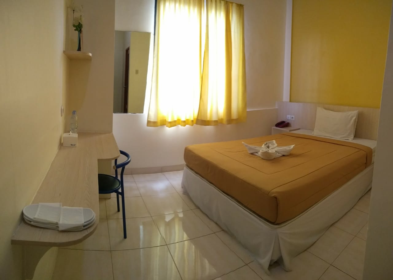 Semi deluxe room
